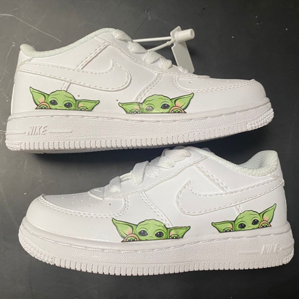Custom Baby Yoda Air Force 1